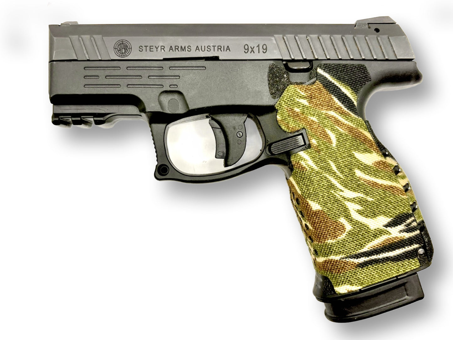 Steyr C9/M9/L9 A2 Grip