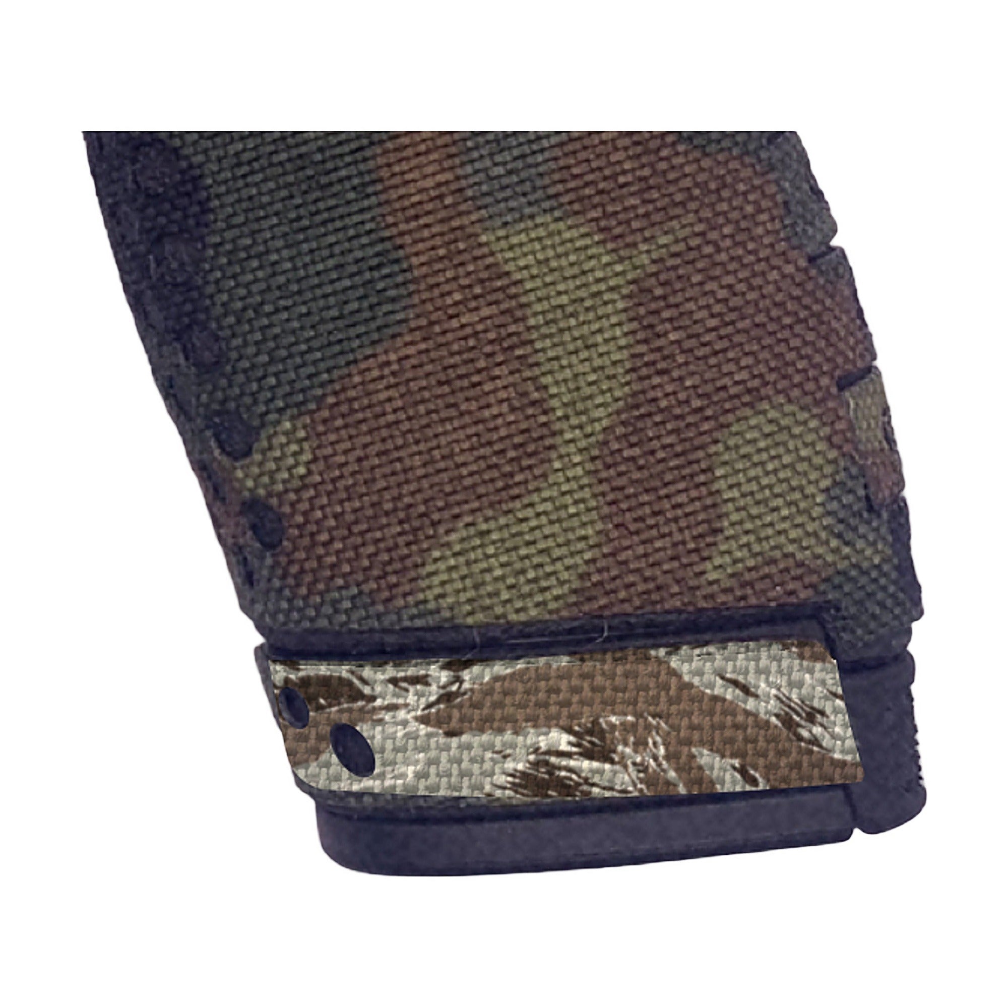 Smith & Wesson Bodyguard 2.0 (12-Round Extended Magazine) Cordura mag wrap, Tiger Stripe (Desert)