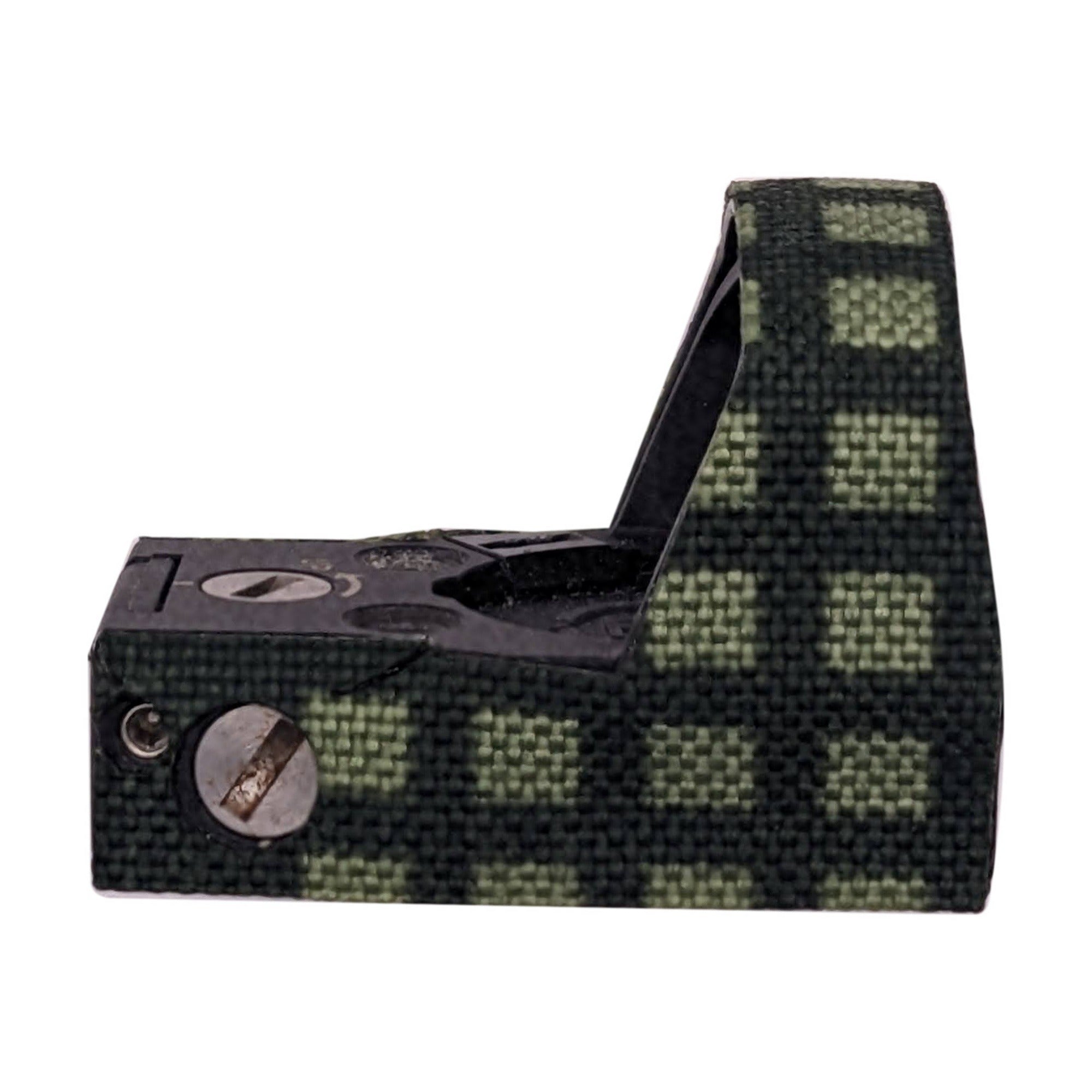 Leupold DeltaPoint Pro Cordura optic wrap, Desert Night Camo