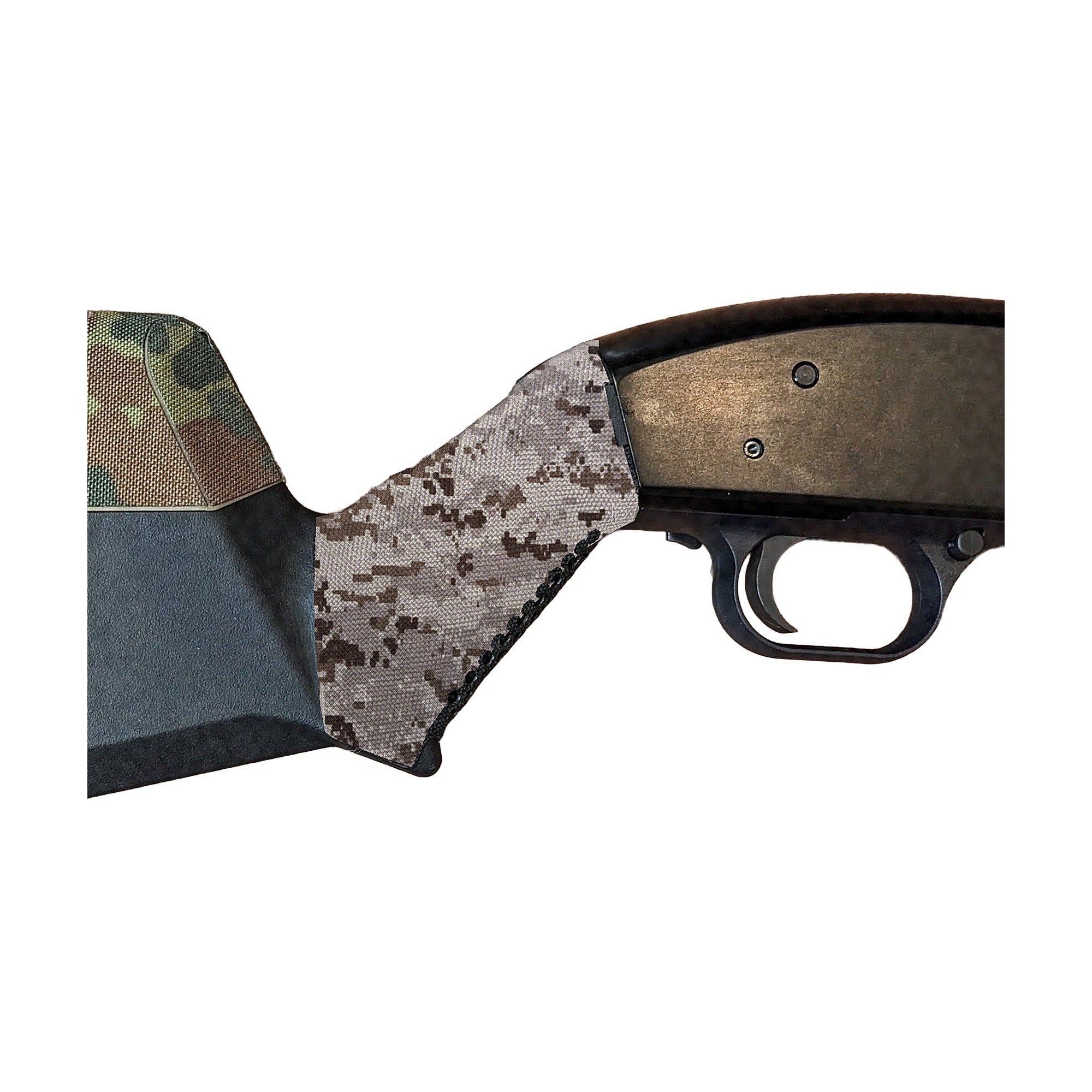 Magpul SGA — Mossberg 500/590 Cordura grip wrap, ACU (Desert)